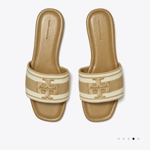 Tory Burch DOUBLE T JACQUARD SLIDE Sandals - Cammello/Ash White